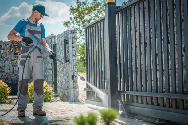 Post-Construction Pressure Washing in Shiner, TX