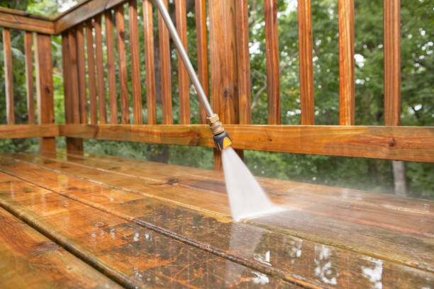 Best Patio and Deck Pressure Washing  in Shiner, TX